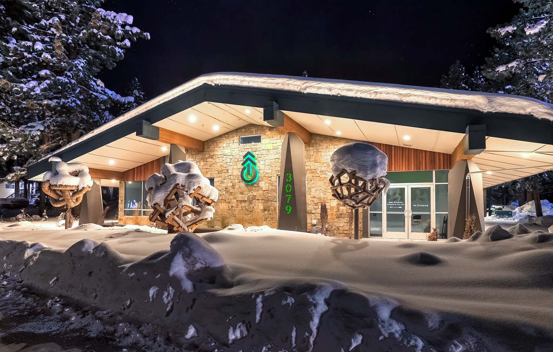 Commercial building Tahoe Mountain lab exterior